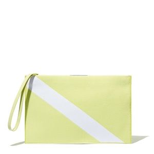 NWT The Essential Pouch In Light Lime